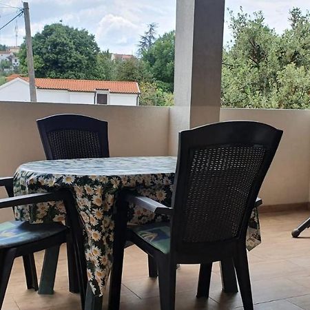 Apartmani Sonia Нивице Екстериор снимка