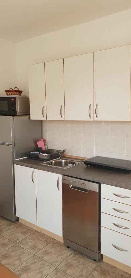 Apartmani Sonia Нивице Екстериор снимка