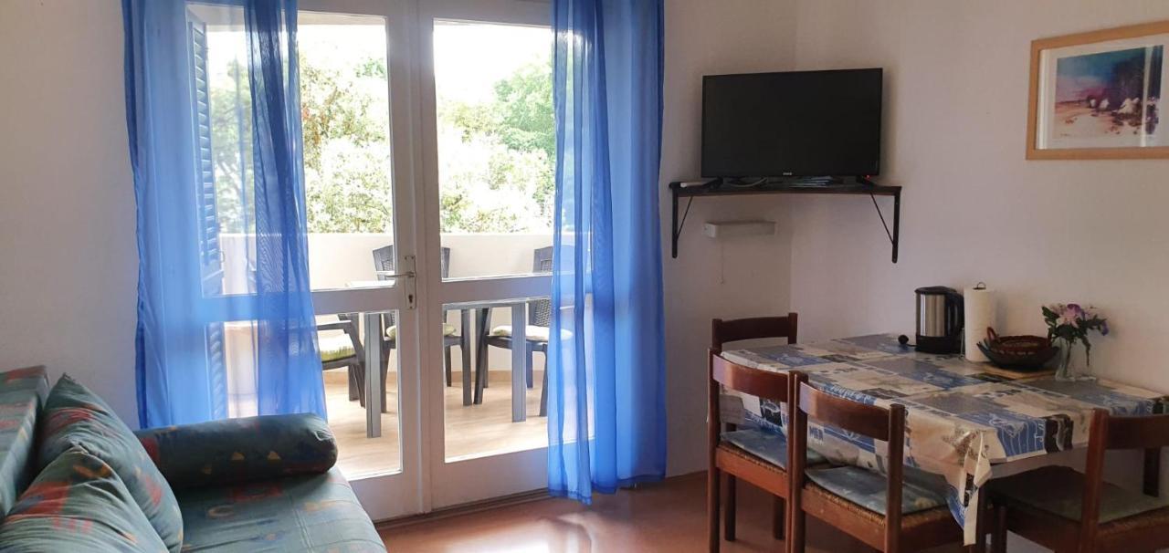 Apartmani Sonia Нивице Екстериор снимка